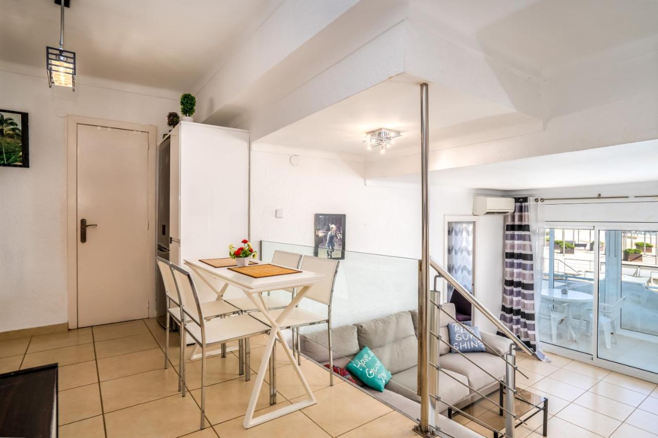 Apartamento Welcs Emp 018 Con Terraza Frente Al Mar Διαμέρισμα Empuriabrava Εξωτερικό φωτογραφία